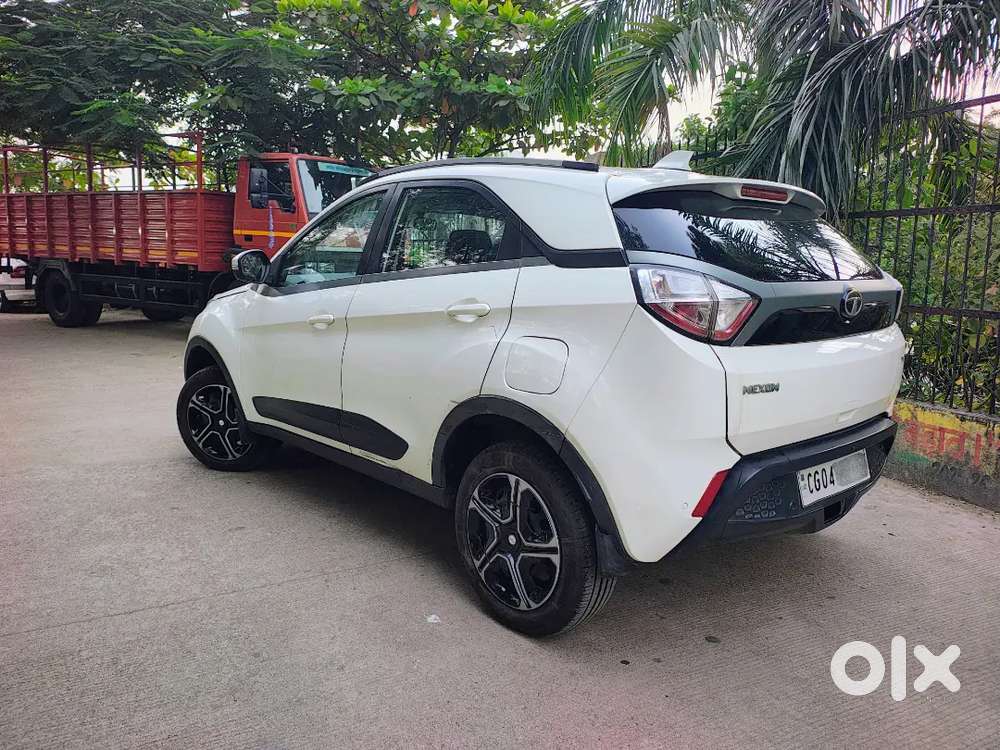 Tata Nexon Revotron Xt 2018