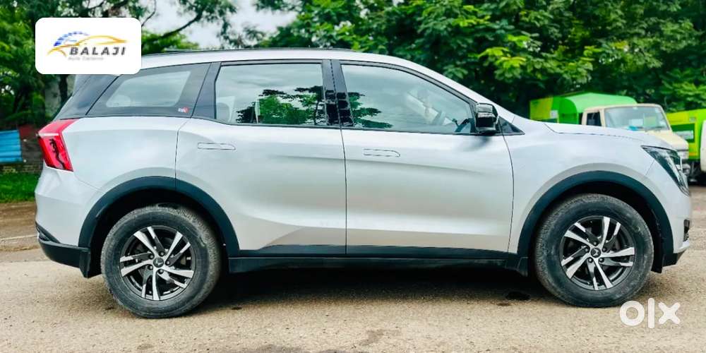 Mahindra Xuv700 2.0 Ax 5 Petrol Mt Str, 2021, Petrol