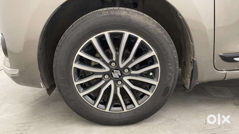 Maruti Suzuki Dzire 1.2 Zxi Plus Amt, 2017, Petrol