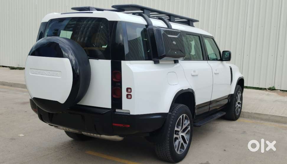 Land Rover Defender 3.0 L 130 Hse, 2023, Diesel