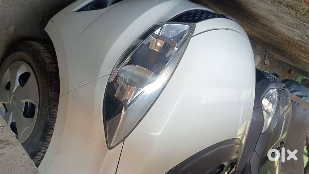 Tata Tiago Revotron 2017