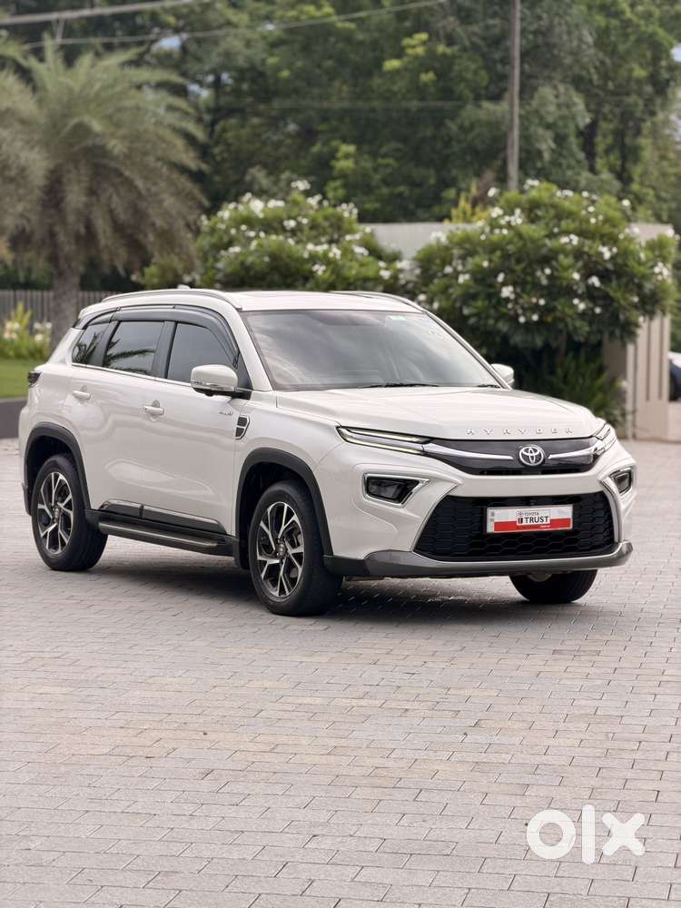 Toyota Urban Cruiser Hyryder 1.5 V Hybrid, 2024, Petrol