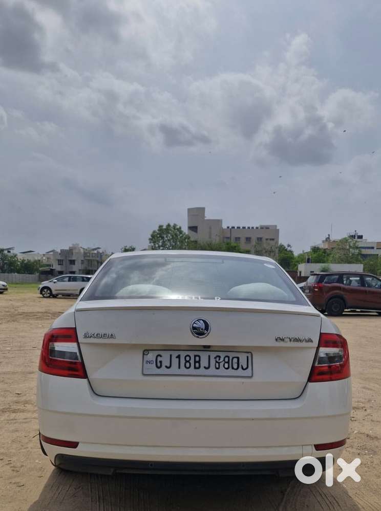 Skoda Octavia 1.8 Tsi At Style Plus, 2018, Petrol