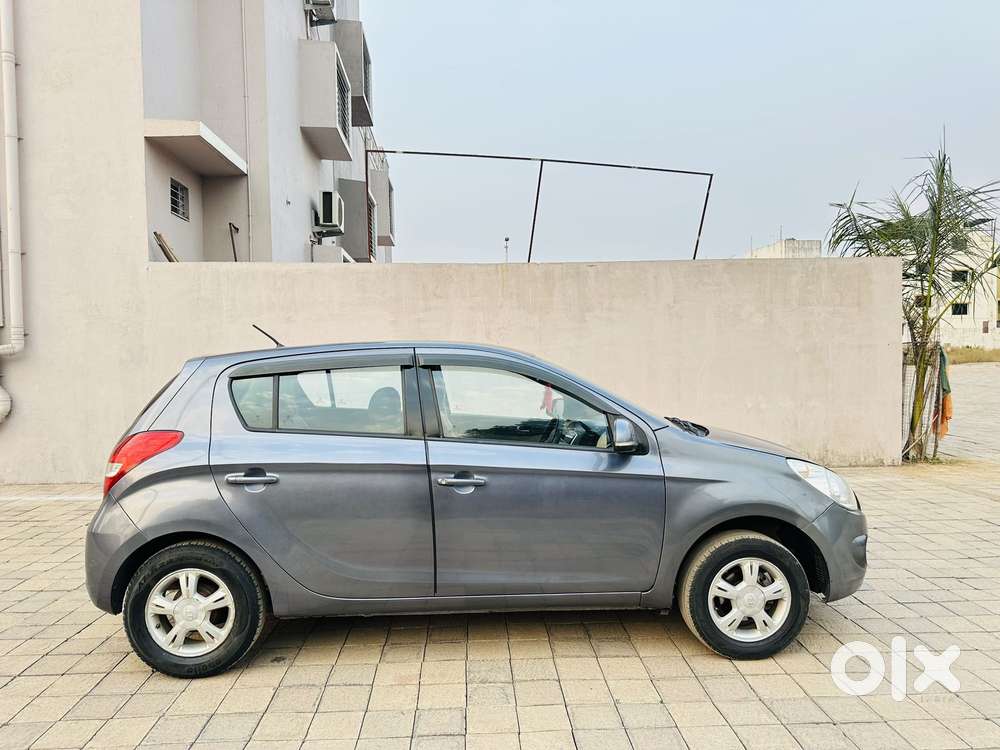 Hyundai I20 Sportz 1.2 Bs-iv, 2011, Petrol
