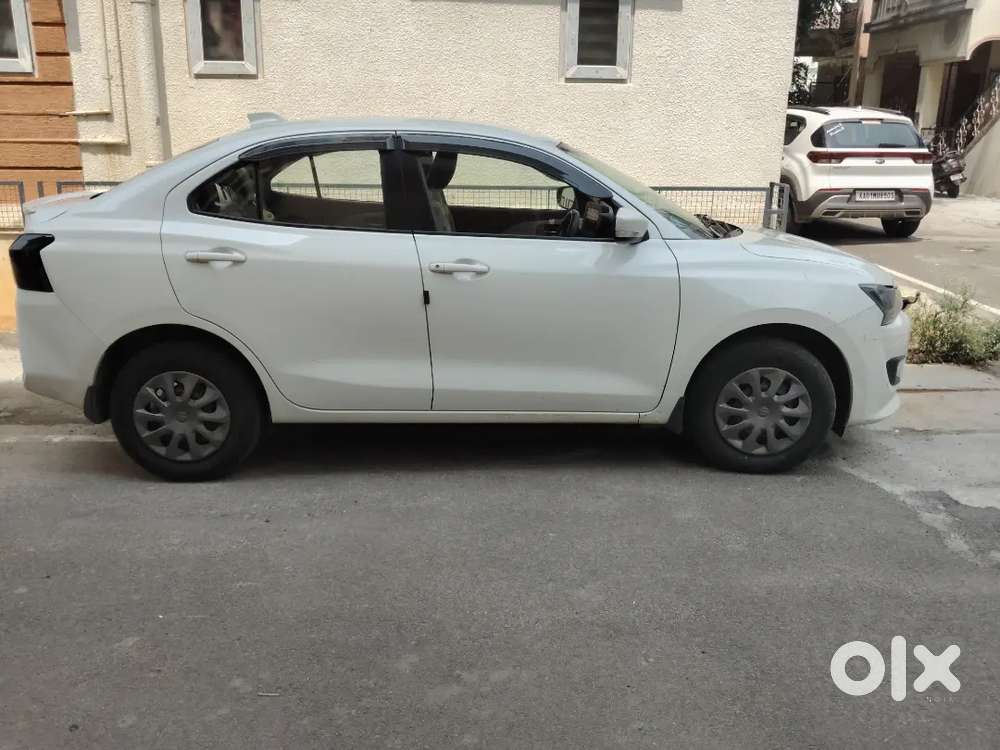 Maruti Suzuki Dzire 2025 Cng & Hybrids 38000 Km Driven