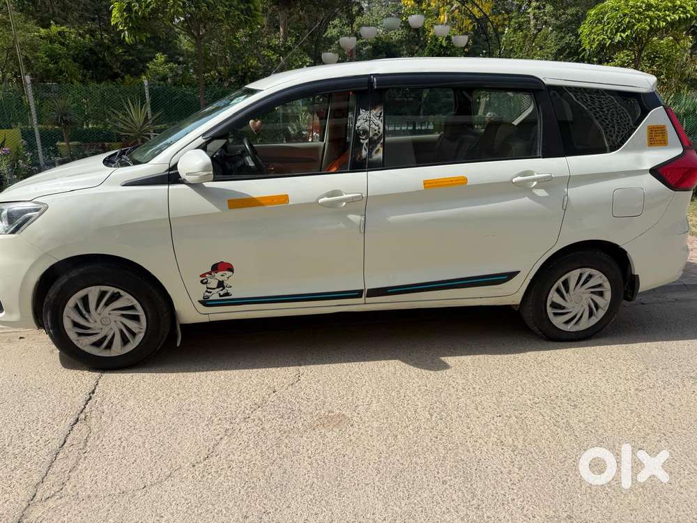 Maruti Suzuki Ertiga 1.5 Lxi, 2022, Cng & Hybrids