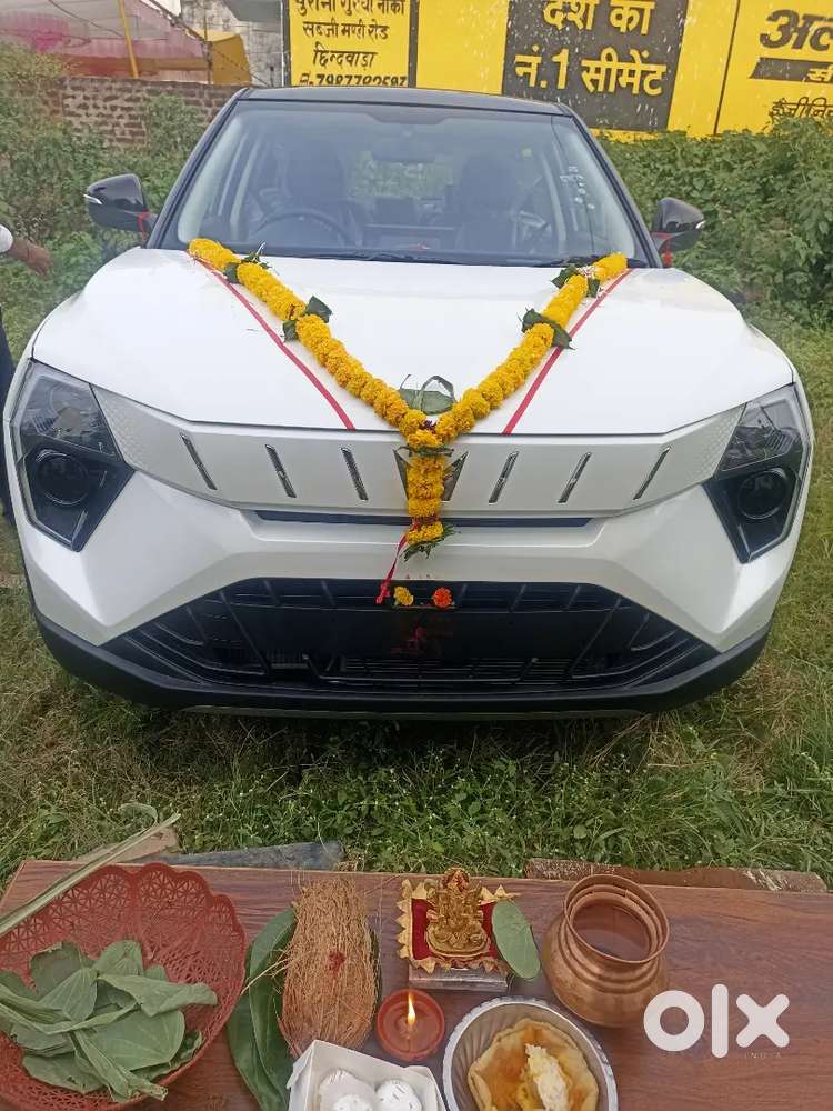 Mahindra Xuv 3xo Revx M Pt Mt 2025