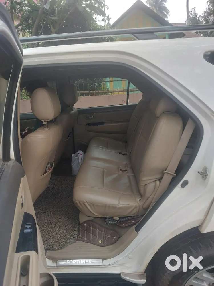 Toyota Fortuner 2013 Diesel 150000 Km Driven