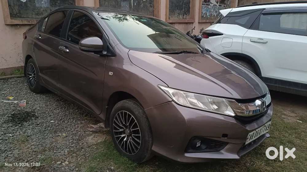 Honda City I Vtec 2015 Car Shoroom Condition Mein