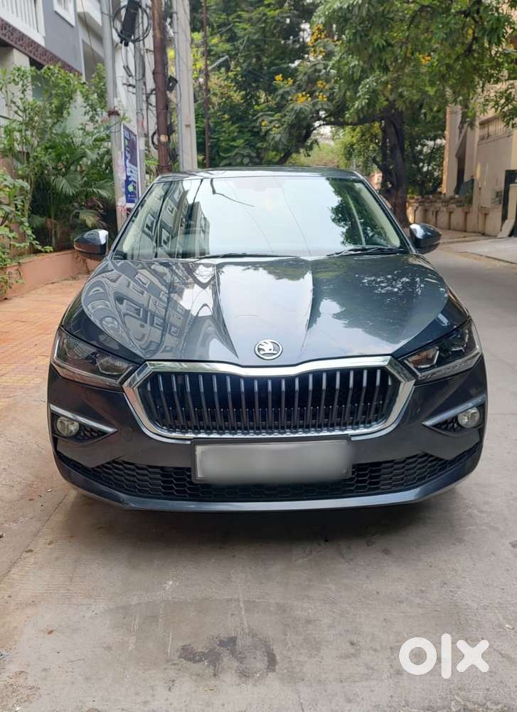 Skoda Slavia 1.0 Tsi Style At, 2022, Petrol