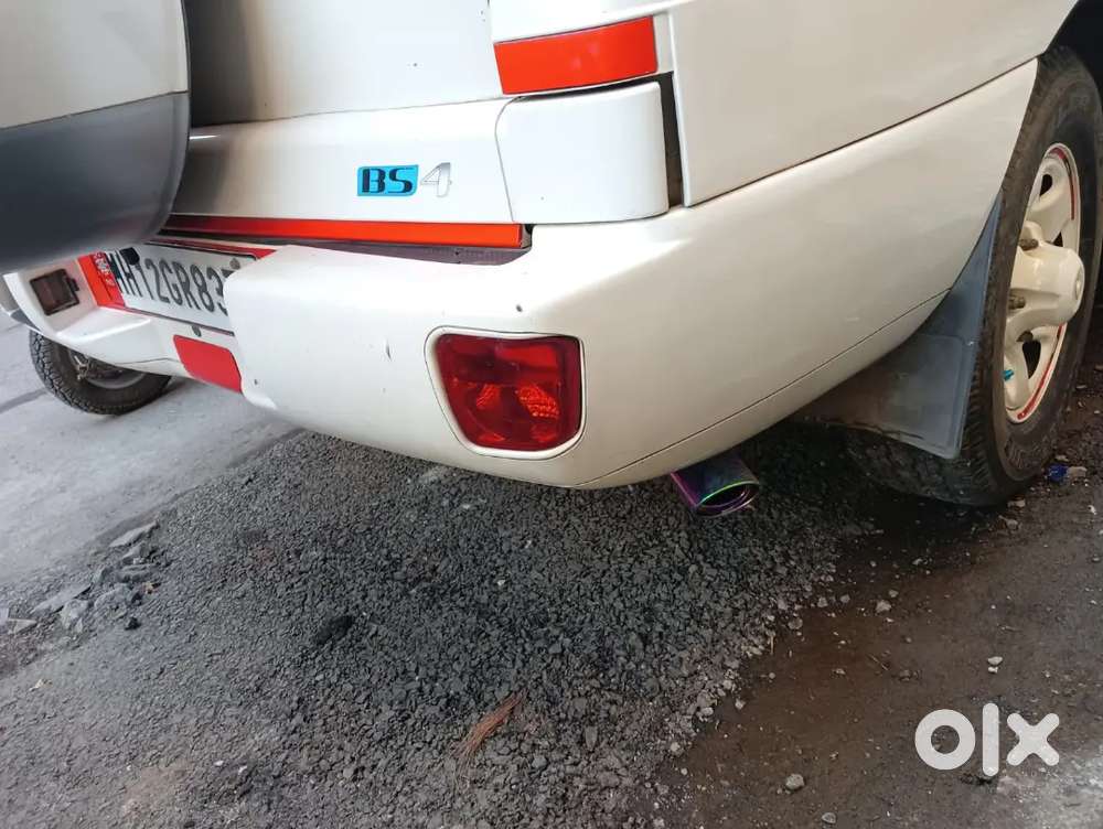 Tata Safari Dicor 2011