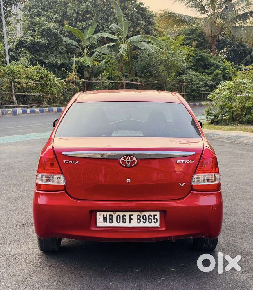 Toyota Etios 2010-2012 V, 2011, Petrol