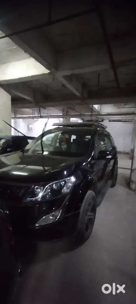 Mahindra Xuv500 2017 Diesel 130000 Km Driven