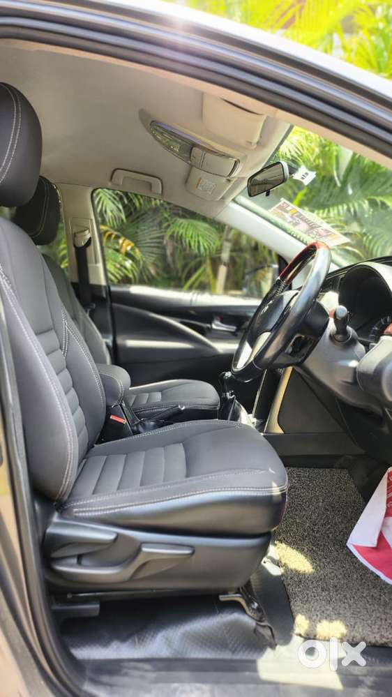 Toyota Innova Crysta 2.4 V, 2016, Diesel