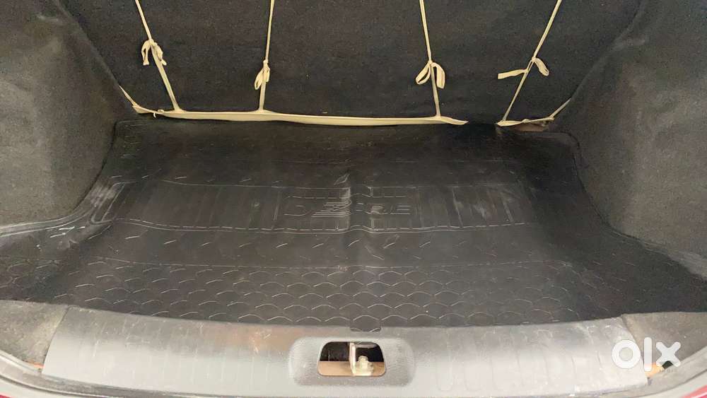 Maruti Suzuki Swift Dzire Amt Zdi, 2017, Diesel