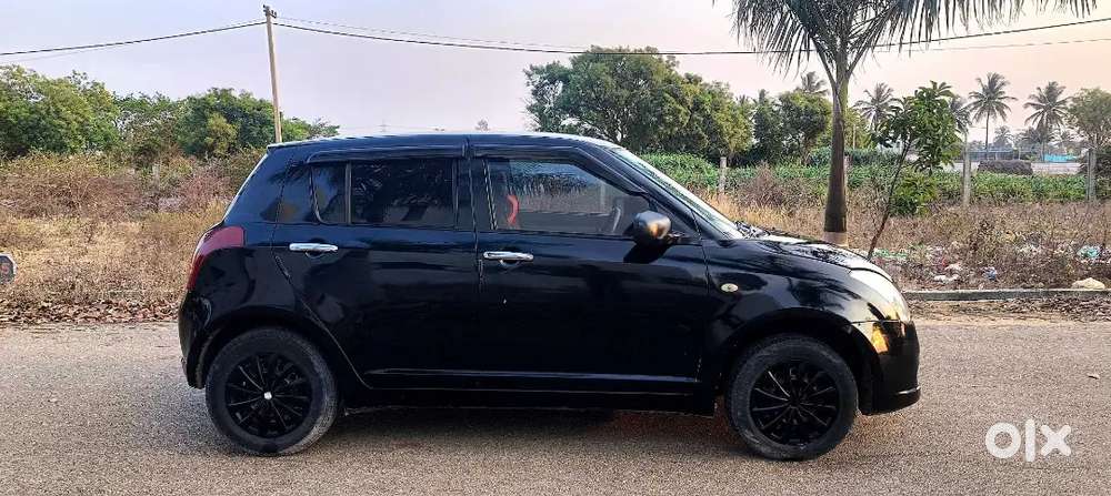 Maruti Suzuki Swift 2006 Petrol Well Maintained