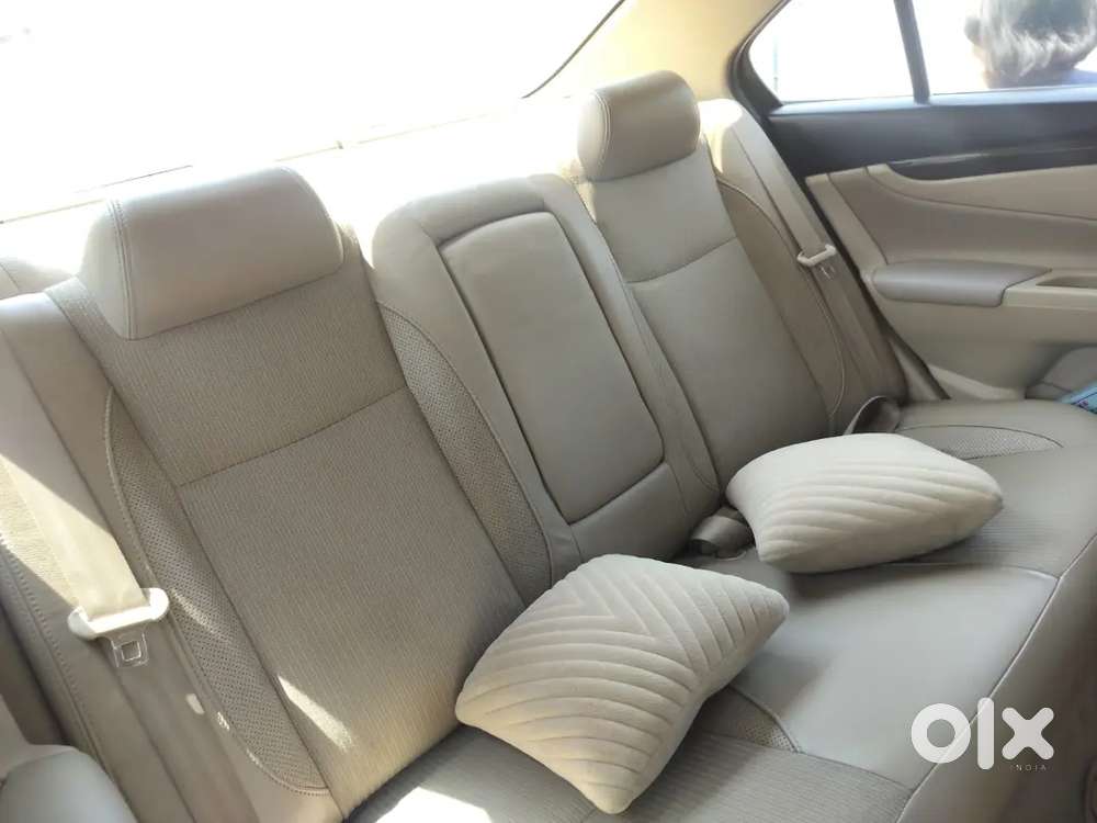 Ciaz 2017/2018 Petrol 68000 Km Driven, Blue Color, Single Owner