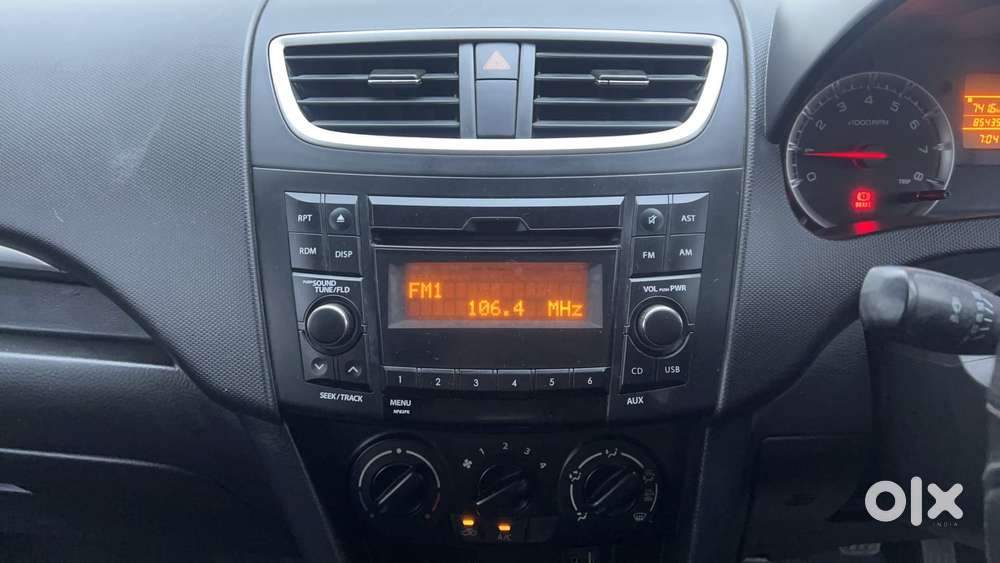 Maruti Suzuki Swift Vvt Vxi, 2015, Petrol