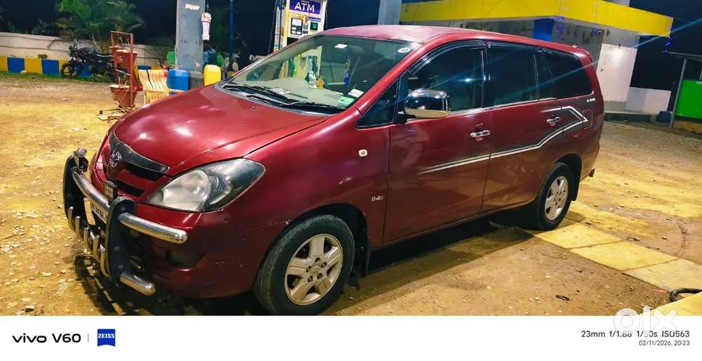 Toyota Innova 2005 Diesel 257000 Km Driven