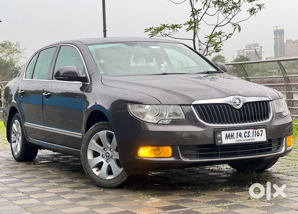 Skoda Superb Elegance Tdi 2.0 At, 2011, Diesel