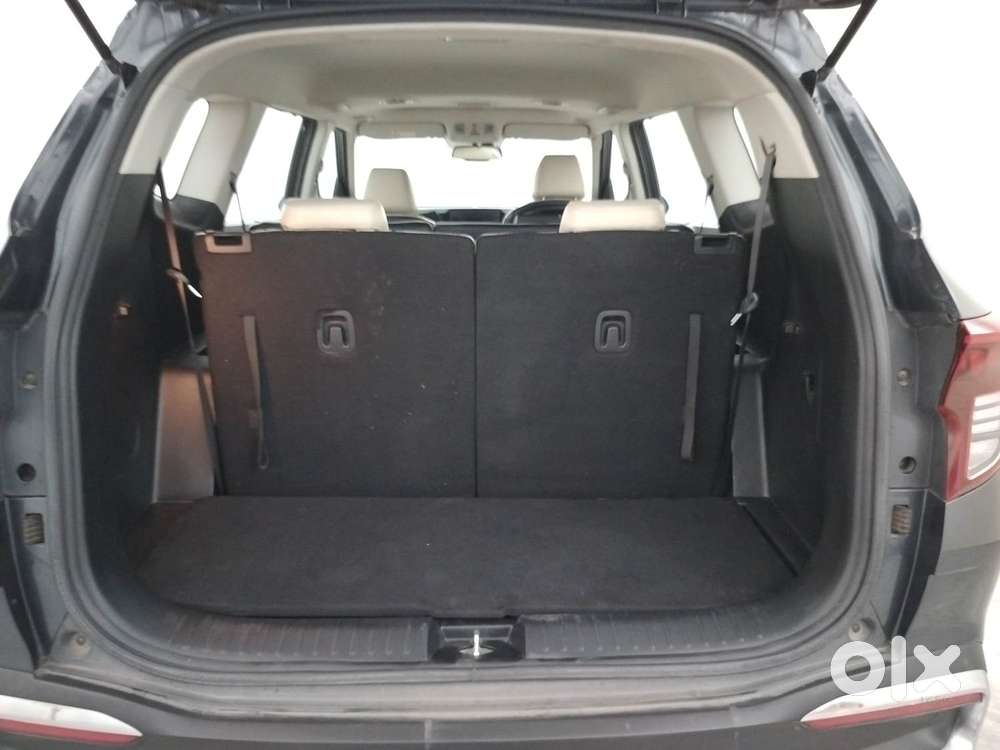 Kia Carens 1.5 Luxury Plus Turbo Dct 7 Str, 2023, Petrol