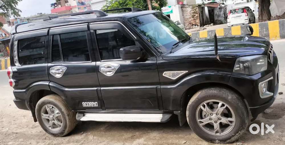 Mahindra Scorpio 2019 Diesel Manual