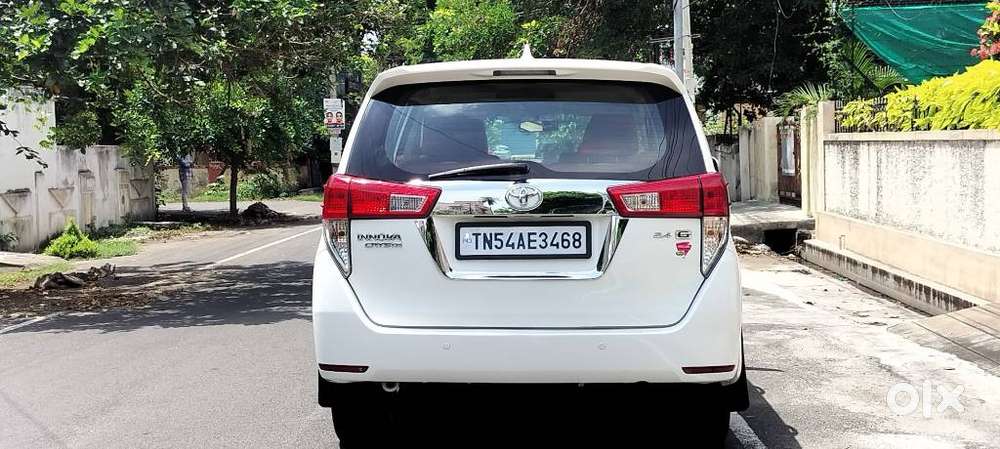Toyota Innova Crysta 2.4 G MT 7 STR, 2019, Diesel