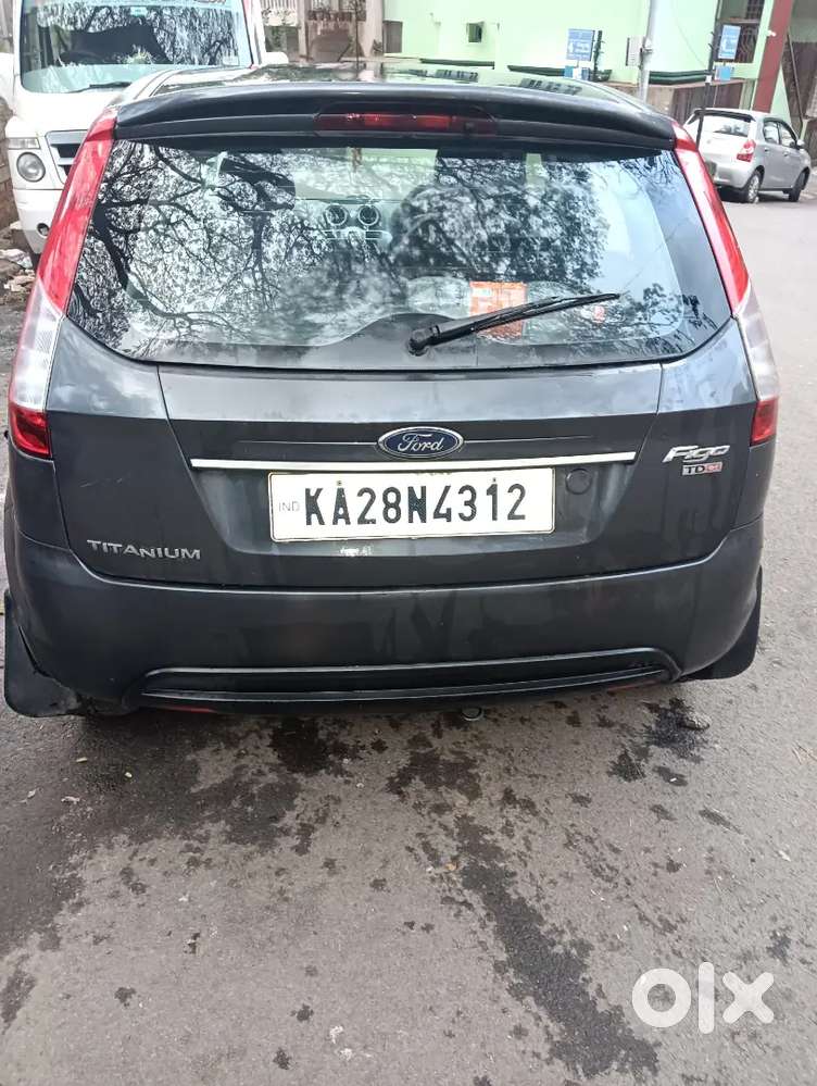 Ford Figo Diesel Titanium 2013