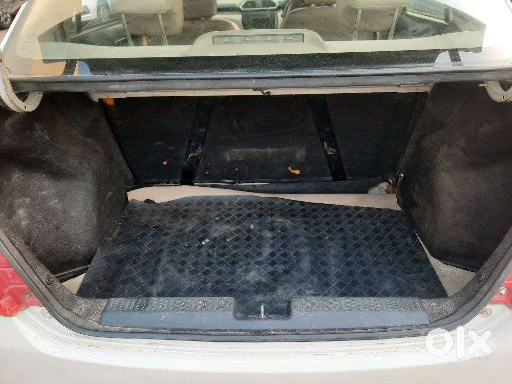 Maruti Suzuki Dzire 1.2 Vxi, 2018, Petrol