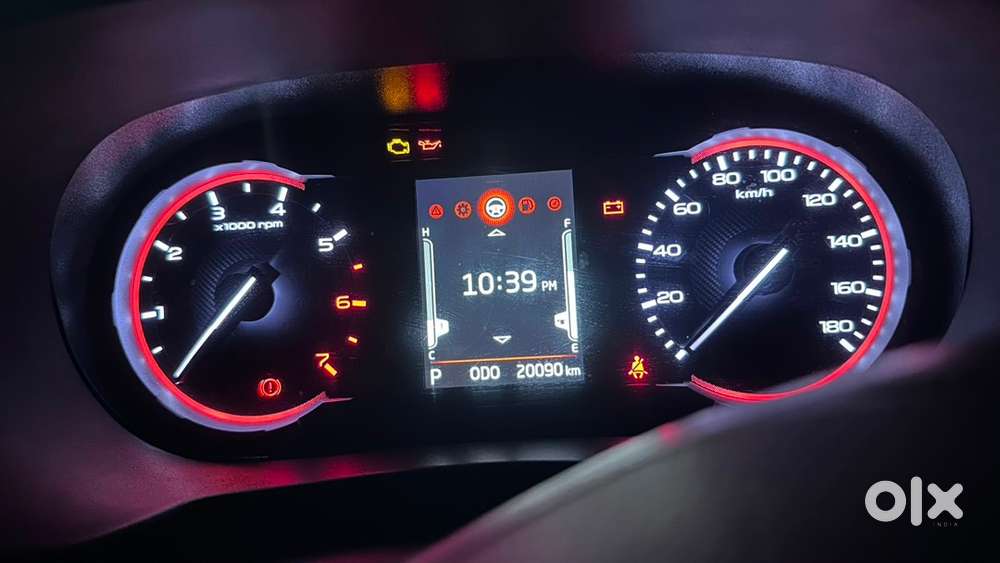 Mahindra Thar Petrol 2023