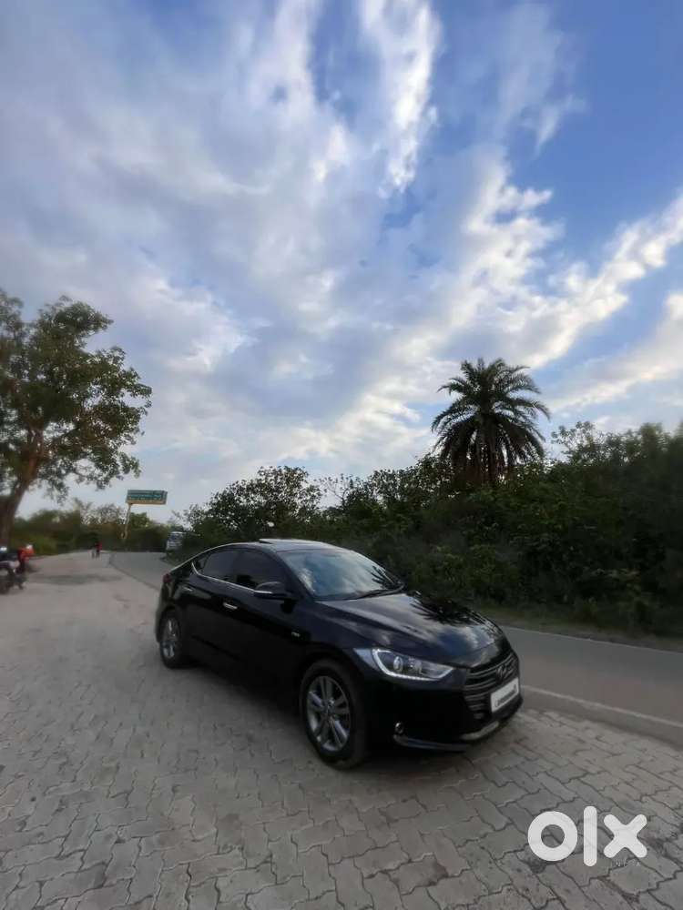 New Elantra 2018 Model 2nd Owner Running 72000 Km
