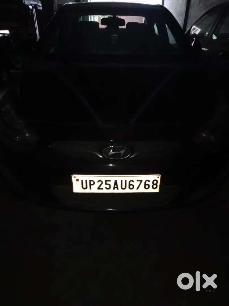 Hyundai Verna Crdi 2012 कार