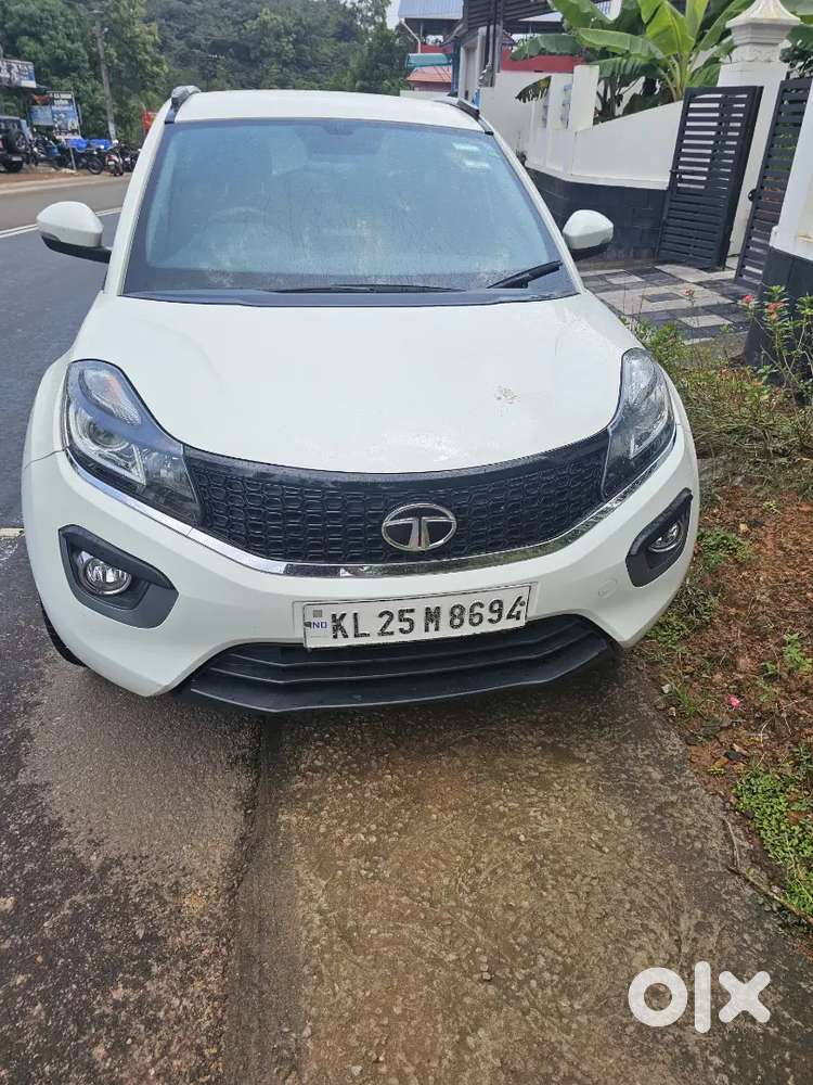 Tata Nexon Xz+1.5rtq Bs4