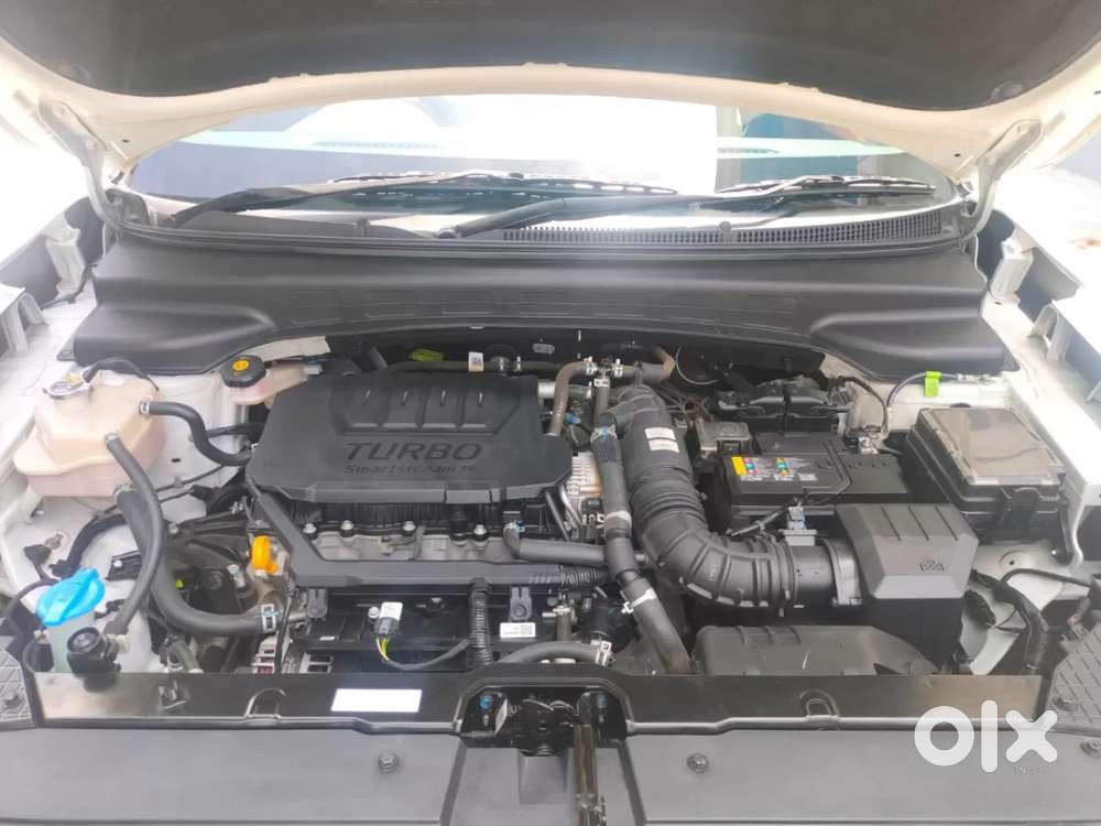 Hyundai Alcazar, 2023, Petrol