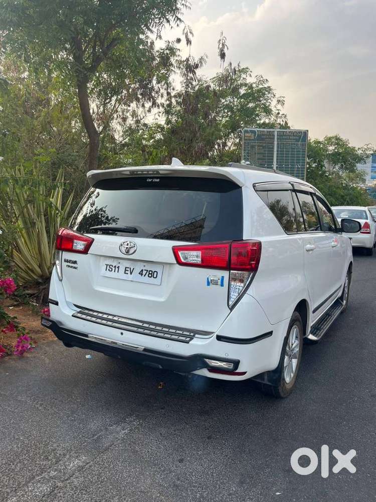 Toyota Innova Crysta 2.4 G Mt, 2020, Diesel