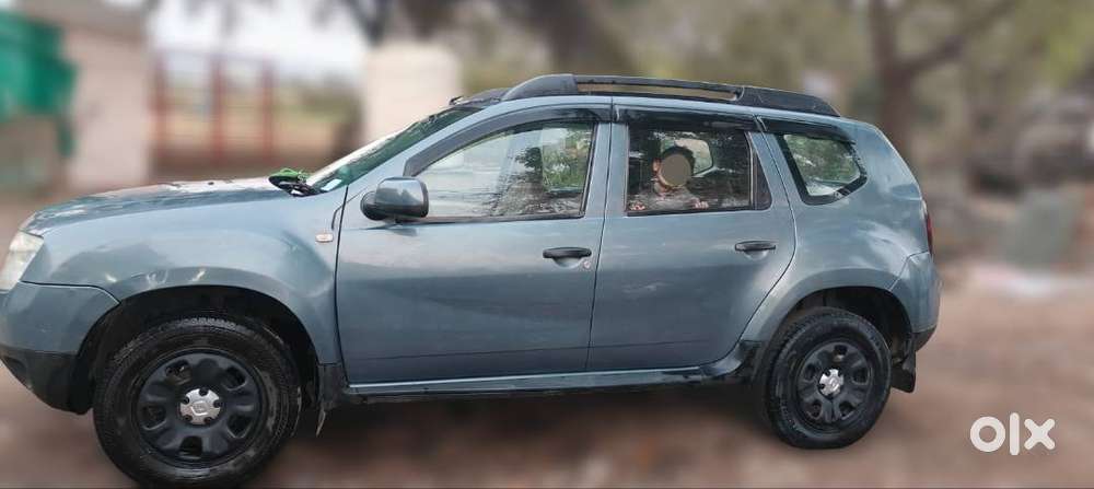 Duster Rxl Petrol - Dec-2014 Almost 2015 - Insurance 2027 Well Mainta