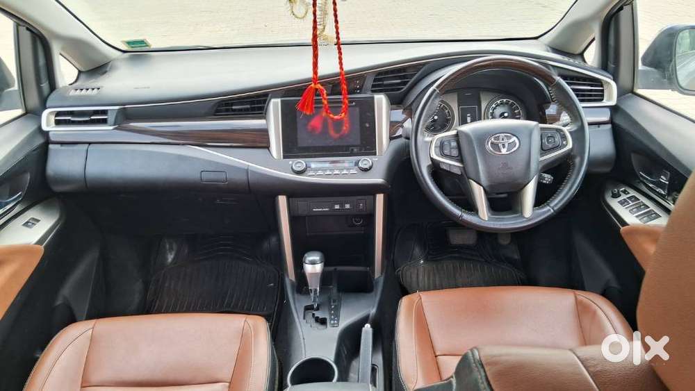 Toyota Innova Crysta 2.7 Zx At, 2016, Petrol