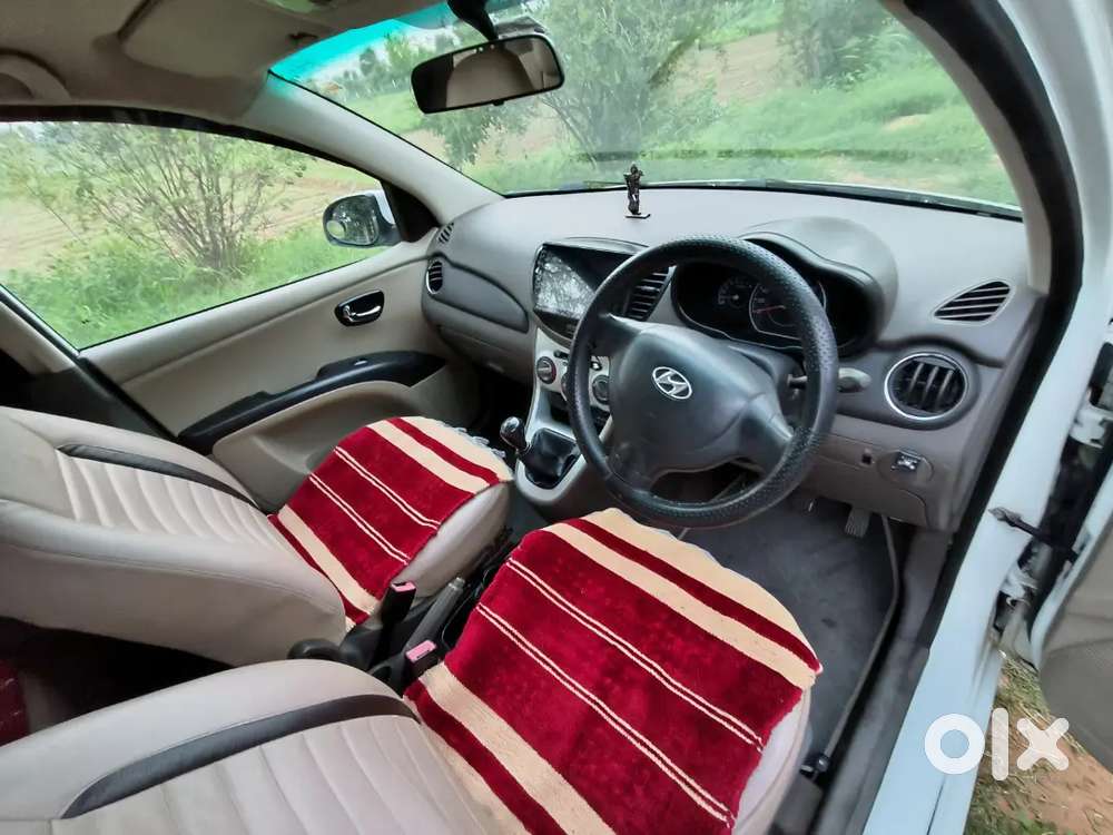 Hyundai I10 Sportz 2011