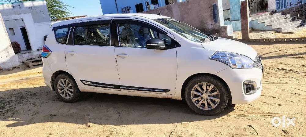 Maruti Suzuki Ertiga 2014 Diesel 96000 Km Driven