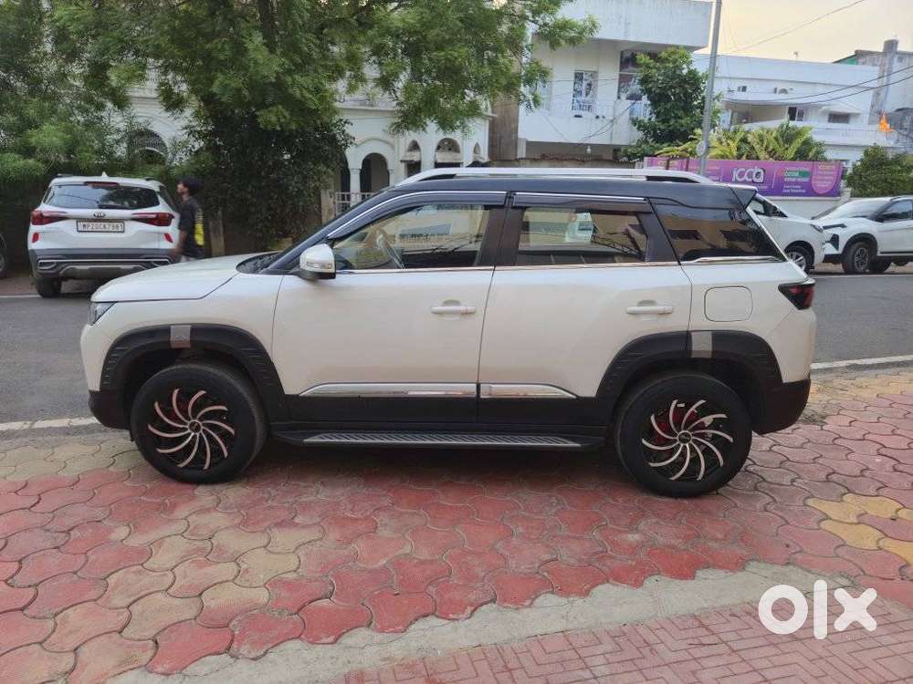 Maruti Suzuki Brezza 1.5 Vxi Smart Hybrid, 2023, Petrol