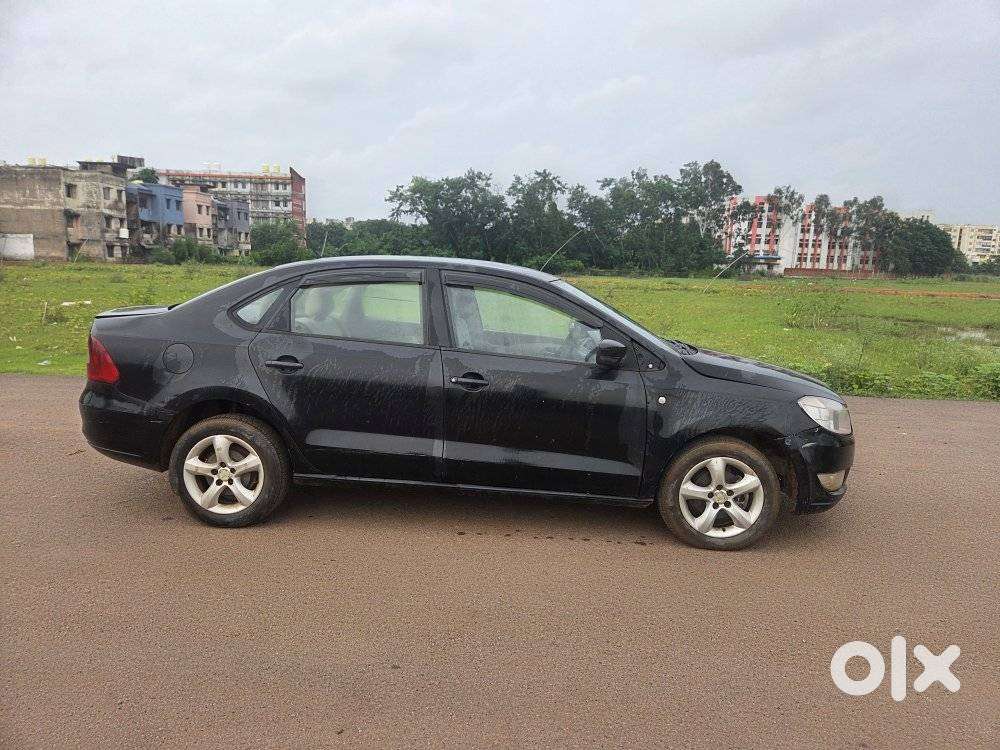 Skoda Rapid 1.5 Tdi At Elegance, 2012, Diesel