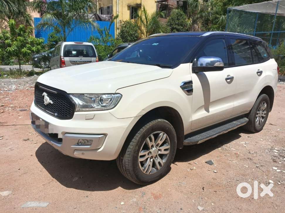 Ford Endeavour 2.2 Titanium At 4x2, 2016, Diesel