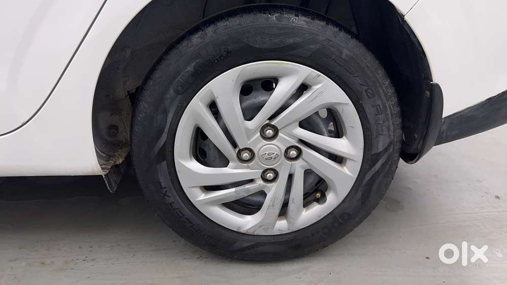 Hyundai Aura [2023-ongoing] 1.2 S Petrol Manual, 2020, Petrol