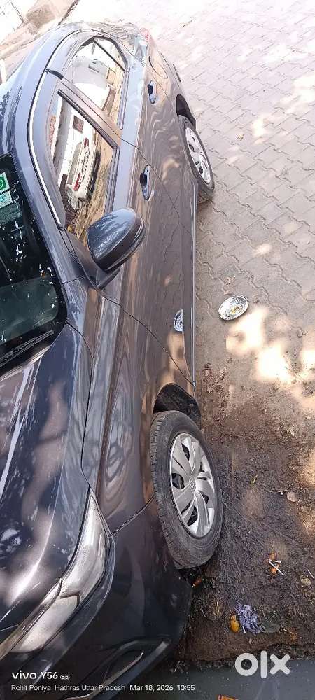 बहुत ही बढ़िया गाड़ी है कंडीशन एकदम अच्छी है