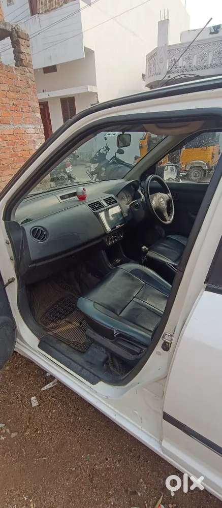 Swift Dzire 2012