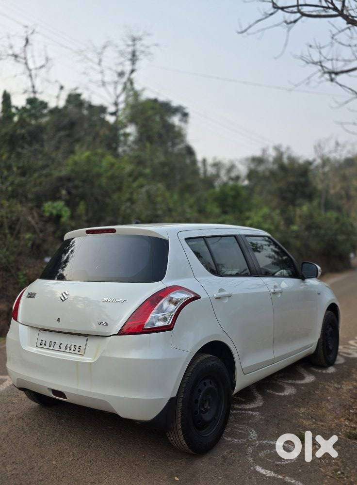 Maruti Suzuki Swift Vxi + Manual, 2014, Petrol