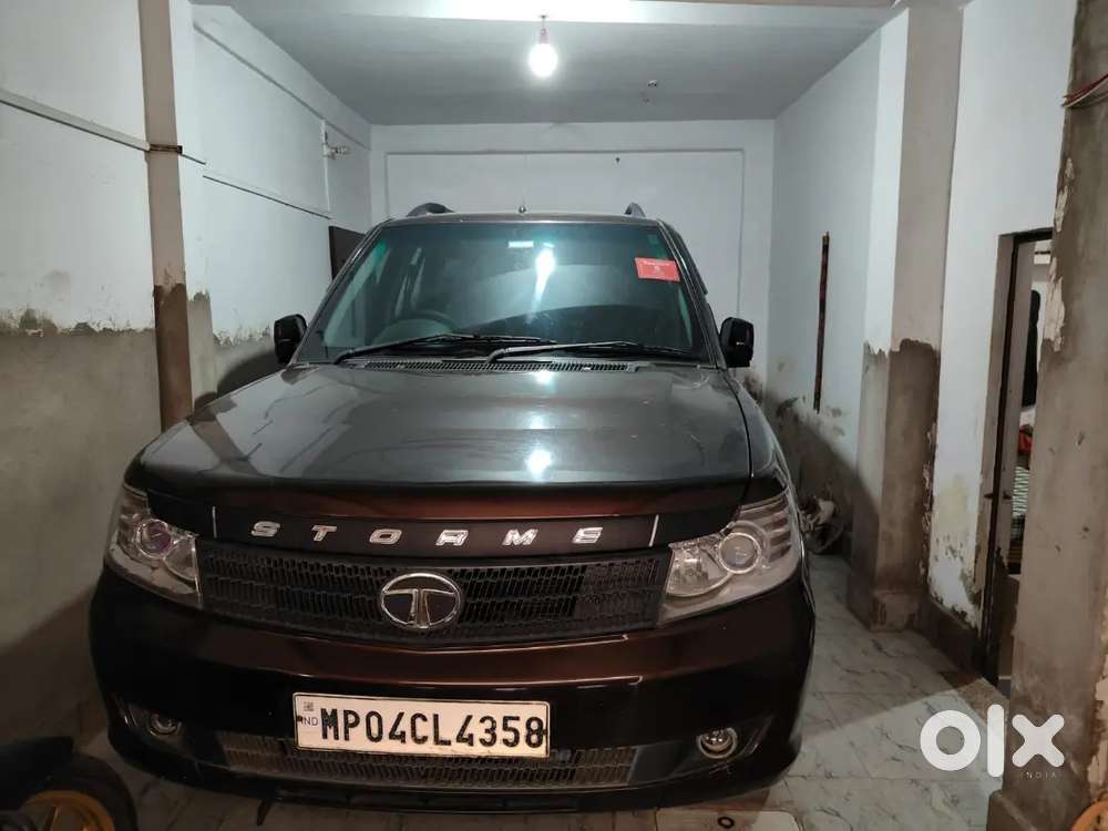 Tata Safari Storme 2013 Diesel 138000 Km Driven