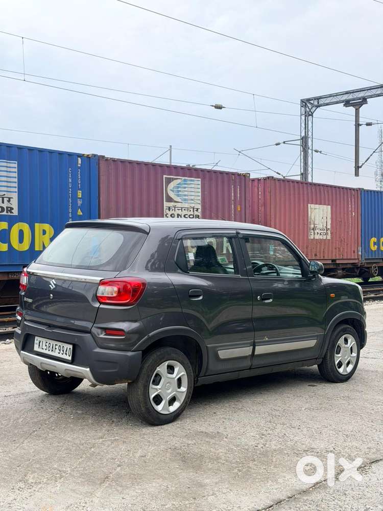 Maruti Suzuki S-presso Vxi Opt, 2022, Petrol