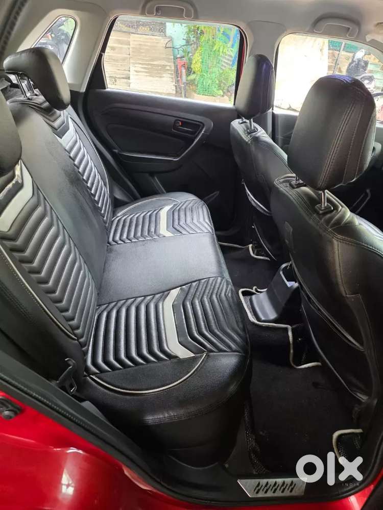 Maruti Suzuki Brezza Vdi 2018   Complete Showr7 Track  Company Alloy W