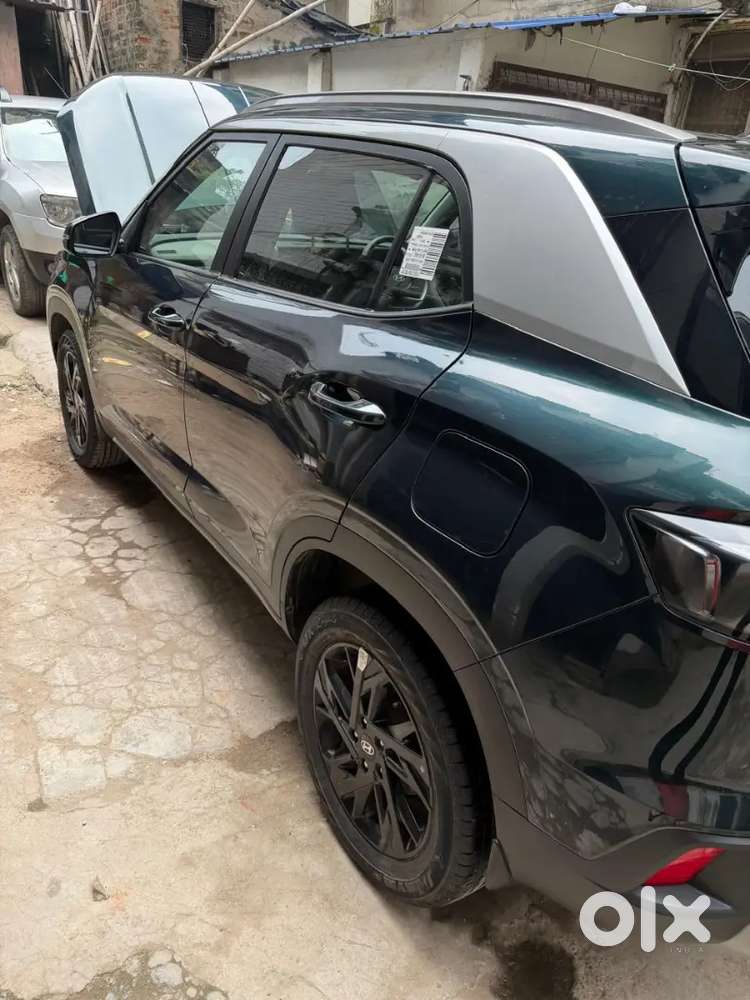 Hyundai Creta 2025 Petrol/panaromic Sunroof.